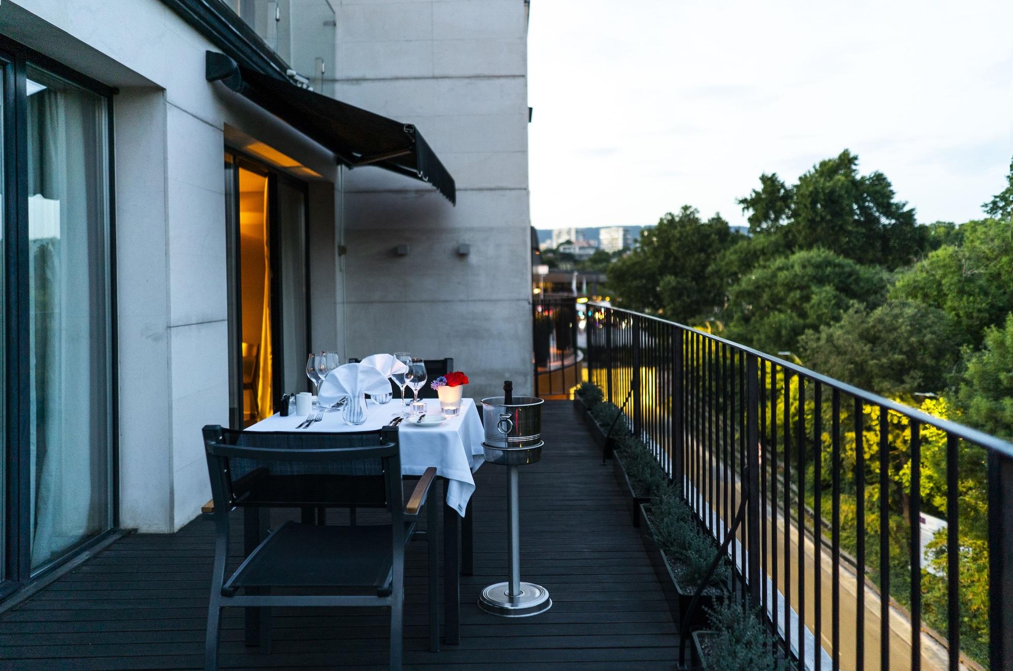Modus Hotel Varna Exteriör bild