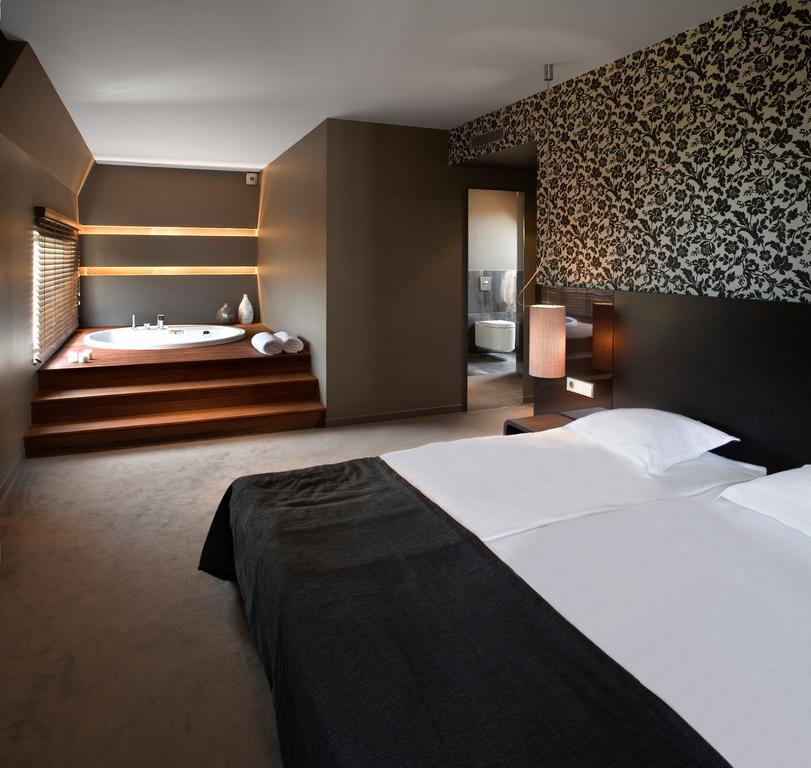 Modus Hotel Varna Rum bild